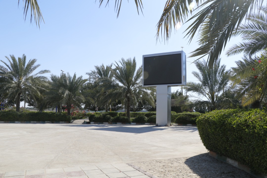 نصب سه تلوزیون شهری در پارک نخلستان،میدان امام و دهکده گردشگری آبگرم اهرم