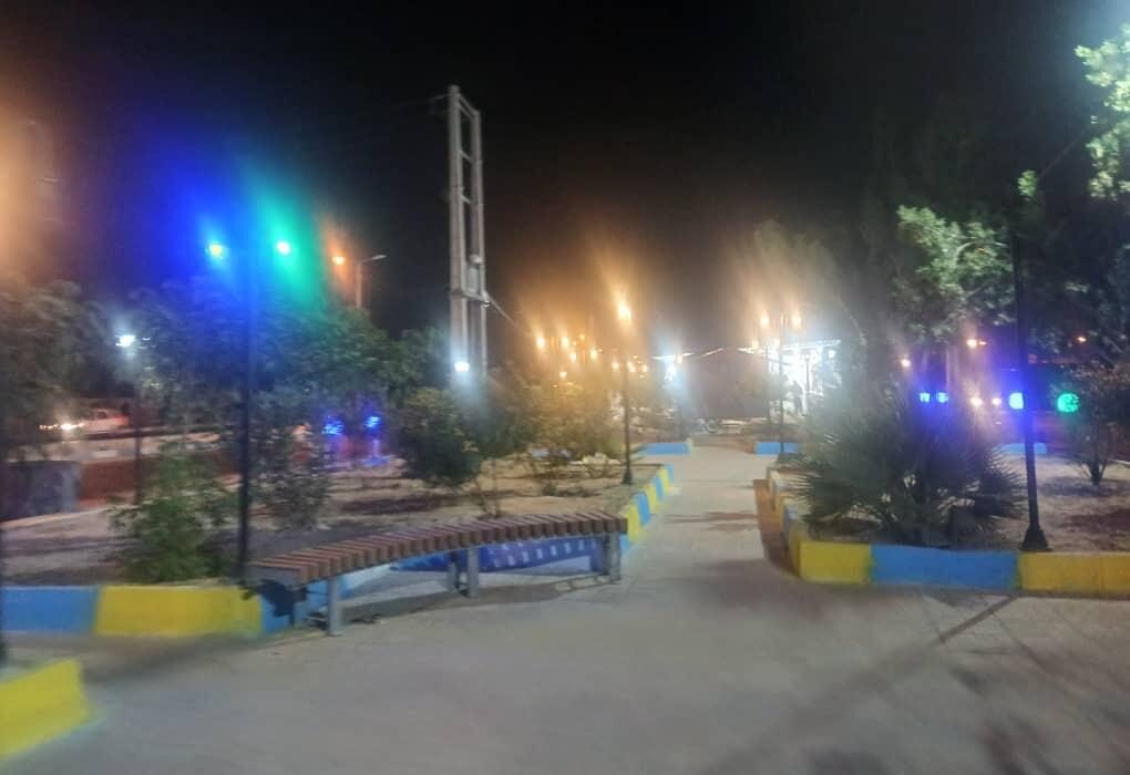 ایجاد روشنایی و رنگ‌آمیزی پارک محله‌ای خورشید اهرم