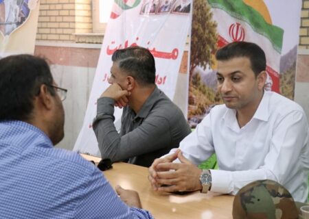 برگزاری «میز خدمت» شهرداری و شورای اهرم در مصلی نماز جمعه